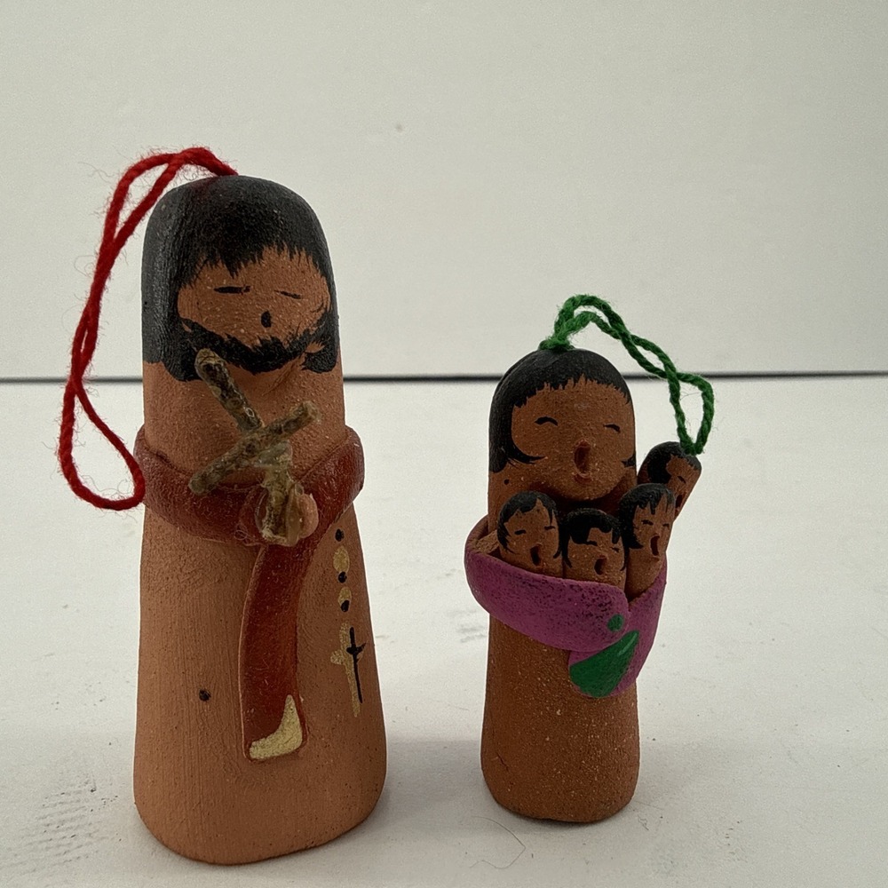 Vtg‎ Terracotta Hand Crafted Storyteller ?Pottery Mini Navajo Signed